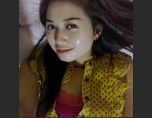 Dhea, Gadis Cantik Imut Montok Menggoda