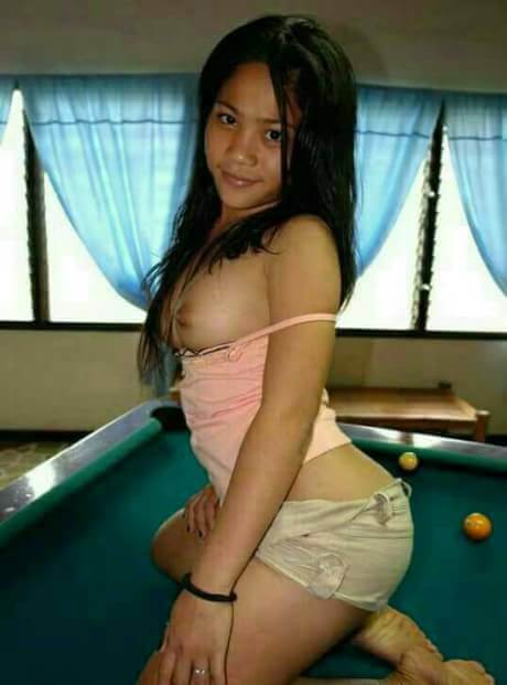 Foto Bugil Abg SMP Bugil Di Meja Billyard