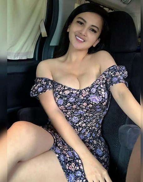 100 Foto Tante Pemersatu Bangsa Di Panggil Hot Mom