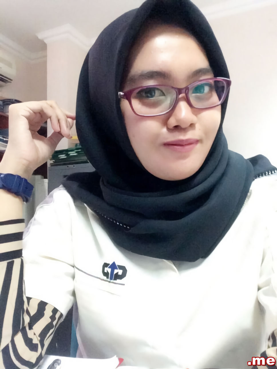 Foto Jilbab Binal Pamer Meki Berbulu Lebat