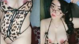 Nenen Kitty Mancung Bikin Sange